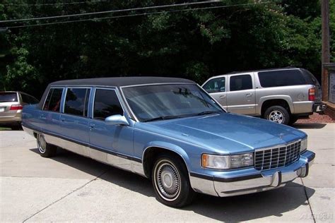 1995 Cadillac Limousine photo