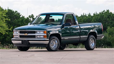 1995 Chevrolet C10 photo