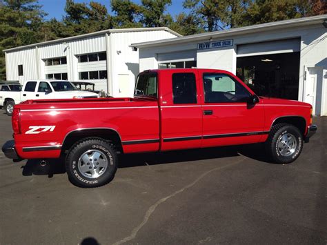 1995 Chevrolet C25 photo