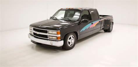 1995 Chevrolet C30 photo