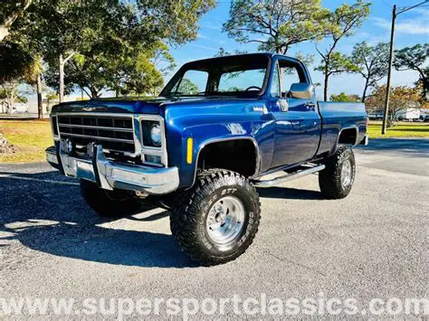 1995 Chevrolet K10 photo