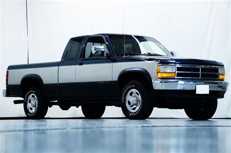 1995 Dodge Dakota photo