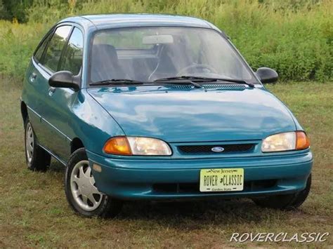 1995 Ford Aspire photo