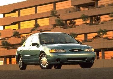 1995 Ford Contour photo