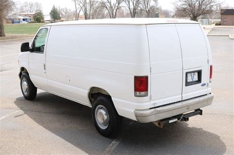 1995 Ford E-250 photo