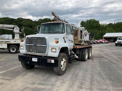 1995 Ford Lnt8000 photo