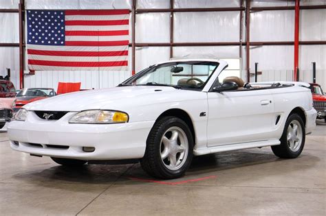 1995 Ford Mustang convertible photo