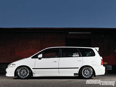 1995 Honda Odyssey photo