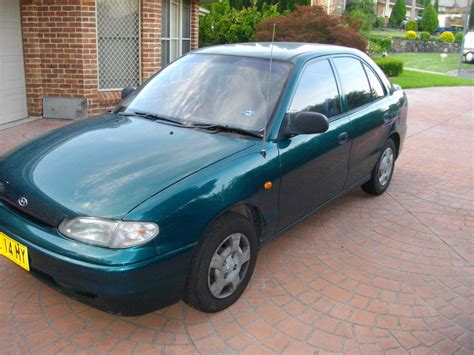 1995 Hyundai Excel photo