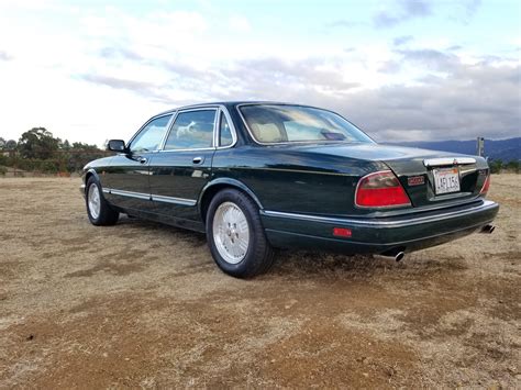 1995 Jaguar Vanden plas photo