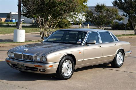 1995 Jaguar Xj photo