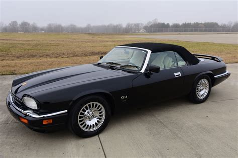 1995 Jaguar Xjs photo