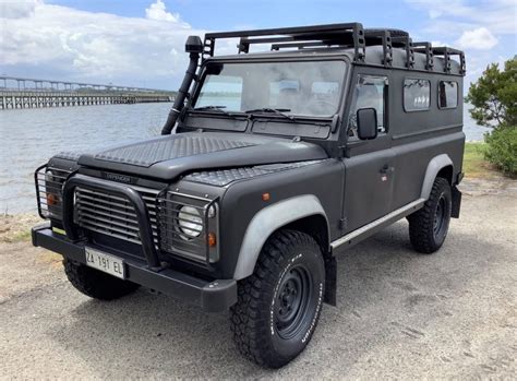 1995 Land rover Defender photo