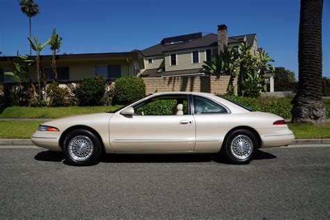 1995 Lincoln Mark viii photo