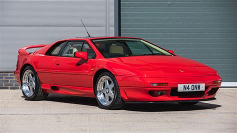 1995 Lotus Esprit photo