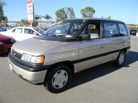 1995 Mazda Mpv photo