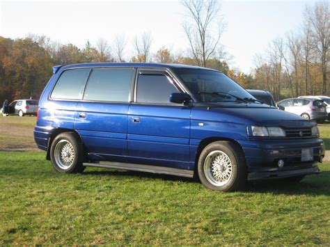 1995 Mazda Mpv