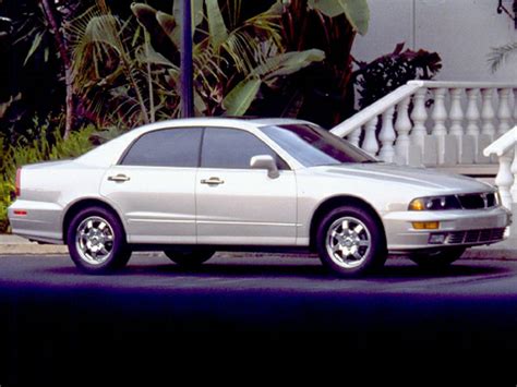 1995 Mitsubishi Diamante photo