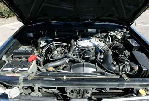 1995 Nissan Pathfinder engine