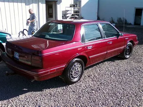 1995 Oldsmobile Ciera photo