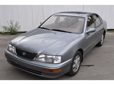 1995 Toyota Avalon photo
