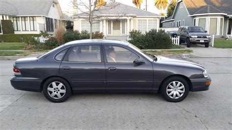 1995 Toyota Avalon photo