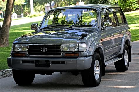 1995 Toyota Land cruiser photo