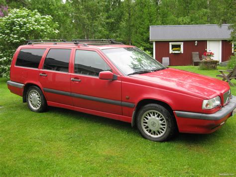 1995 Volvo 850 photo