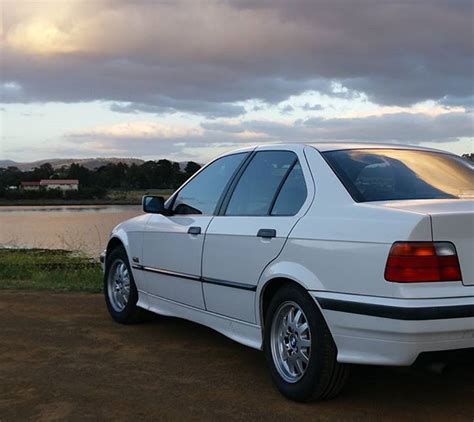 1996 Bmw 318i photo