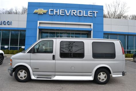 1996 Chevrolet Express 1500 photo