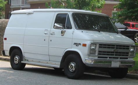 1996 Chevrolet L van photo