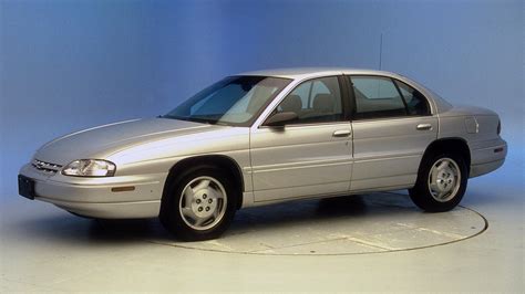 1996 Chevrolet Lumina photo