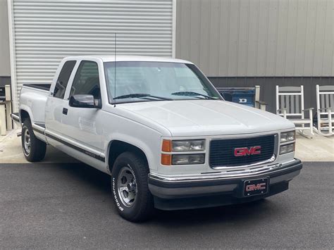 1996 Chevrolet Sierra pu photo