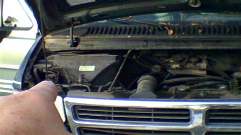 1996 Dodge B250 engine