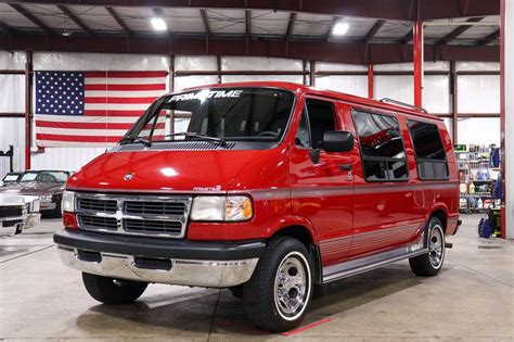 1996 Dodge Ram van photo