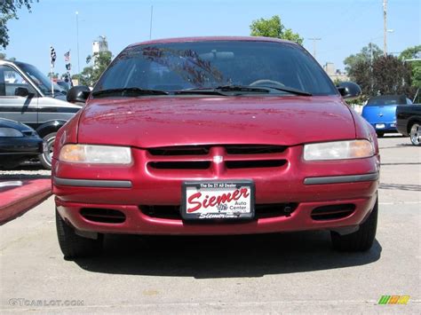 1996 Dodge Stratus photo