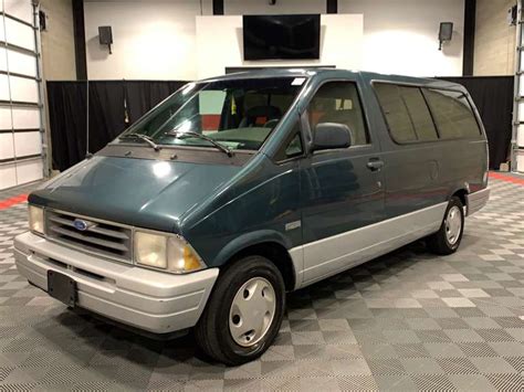 1996 Ford Aerostar photo