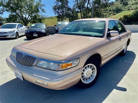 1996 Ford Grand marquis photo