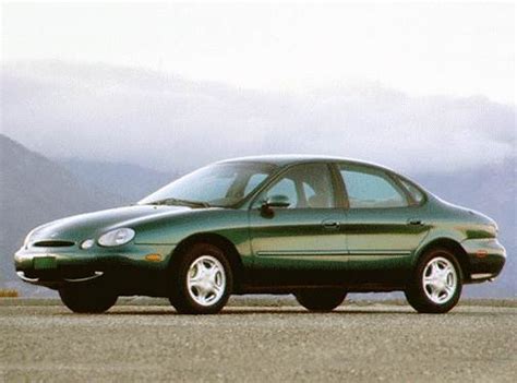 1996 Ford Taurus photo