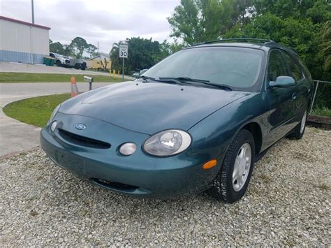 1996 Ford Taurus