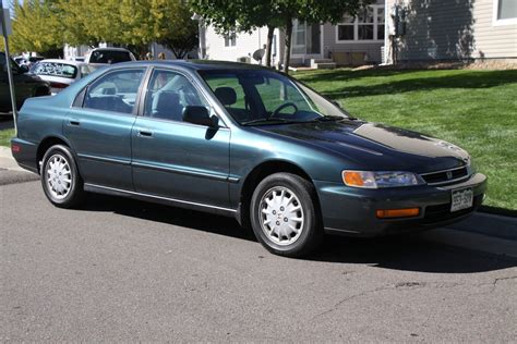 1996 Honda Accord photo