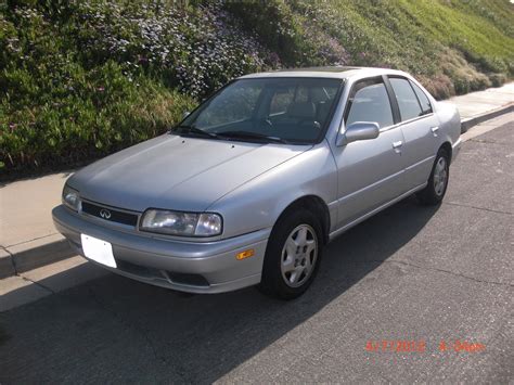 1996 Infiniti G20