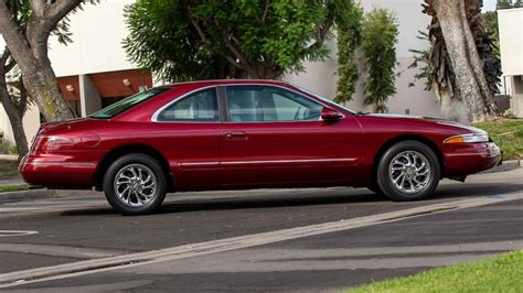 1996 Lincoln Mark photo