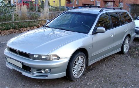 1996 Mitsubishi Galant photo