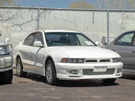 1996 Mitsubishi Galant photo