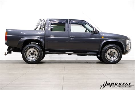 1996 Nissan D21 photo