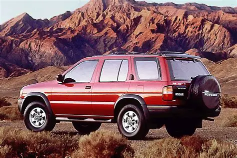 1996 Nissan Pathfinder photo