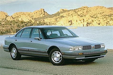 1996 Oldsmobile 88 photo