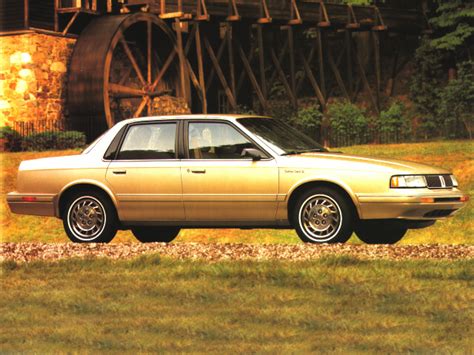 1996 Oldsmobile Ciera photo