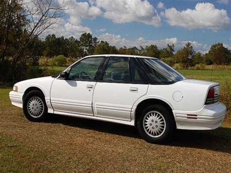 1996 Oldsmobile Cutlass photo